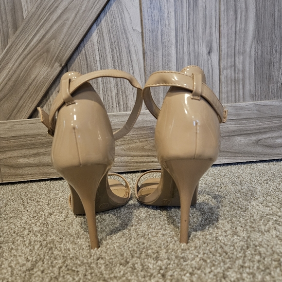 Open Toe Ankle Strap Steleto Heel - Picture 4 of 5